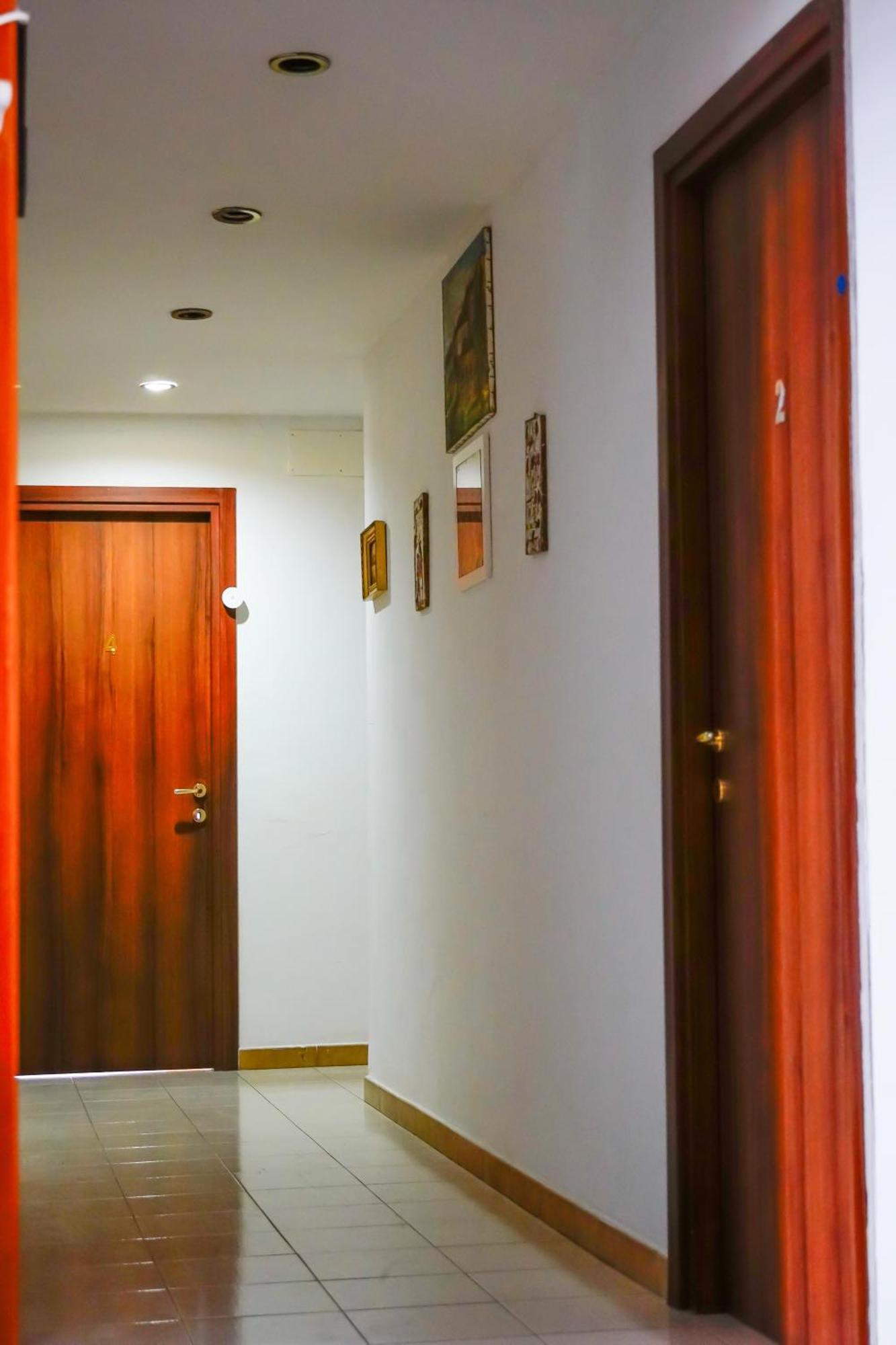 Отель Bed & Breakfast La Terrazza Латина Экстерьер фото