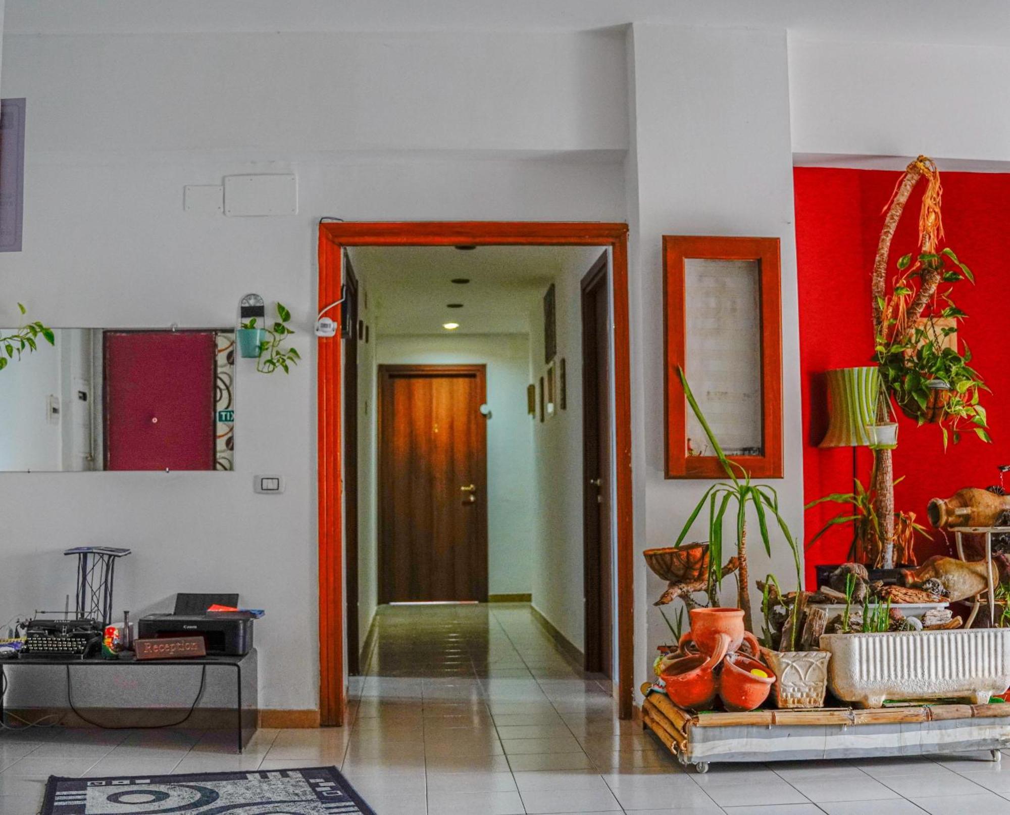 Отель Bed & Breakfast La Terrazza Латина Экстерьер фото
