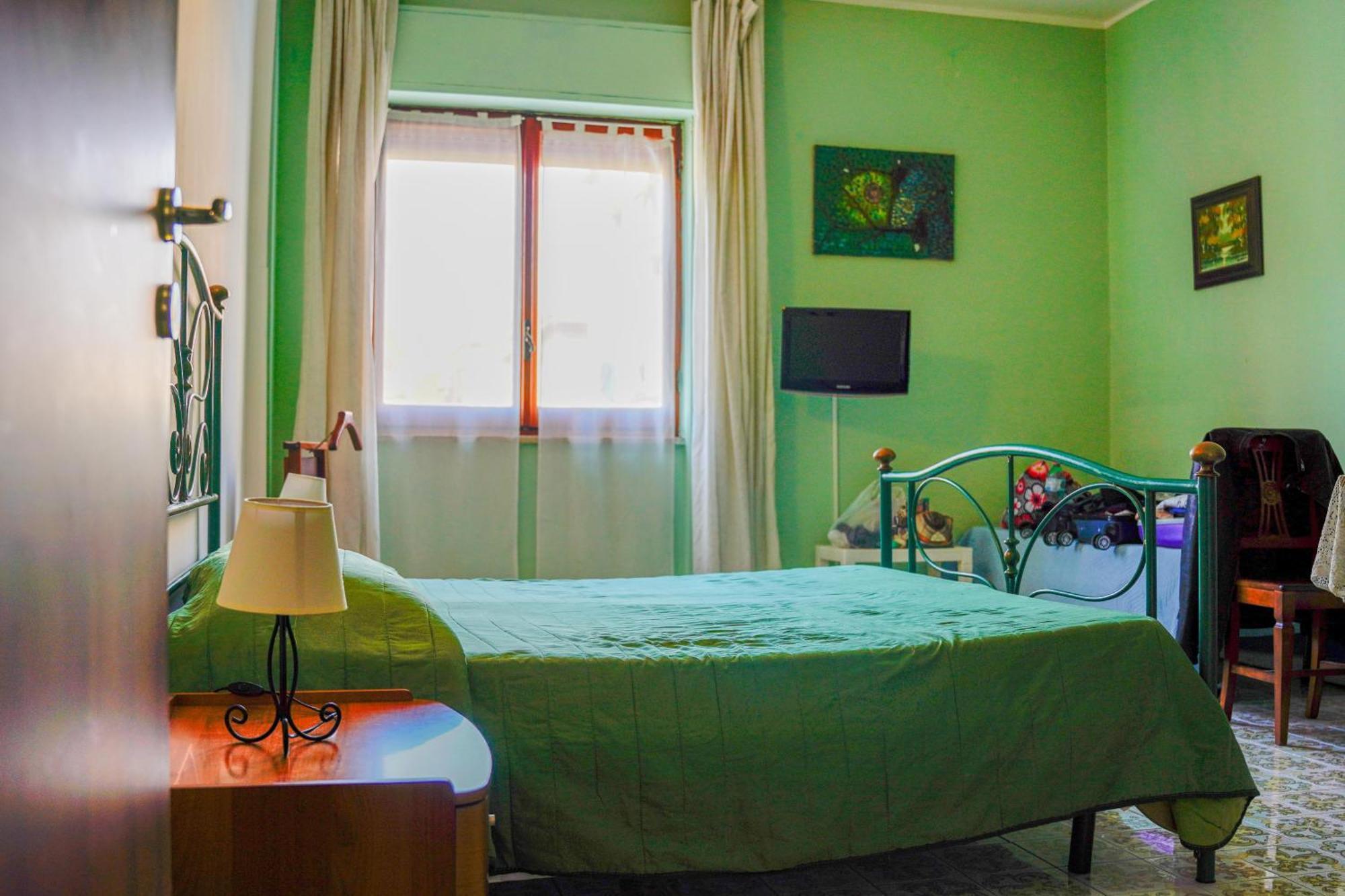 Отель Bed & Breakfast La Terrazza Латина Экстерьер фото