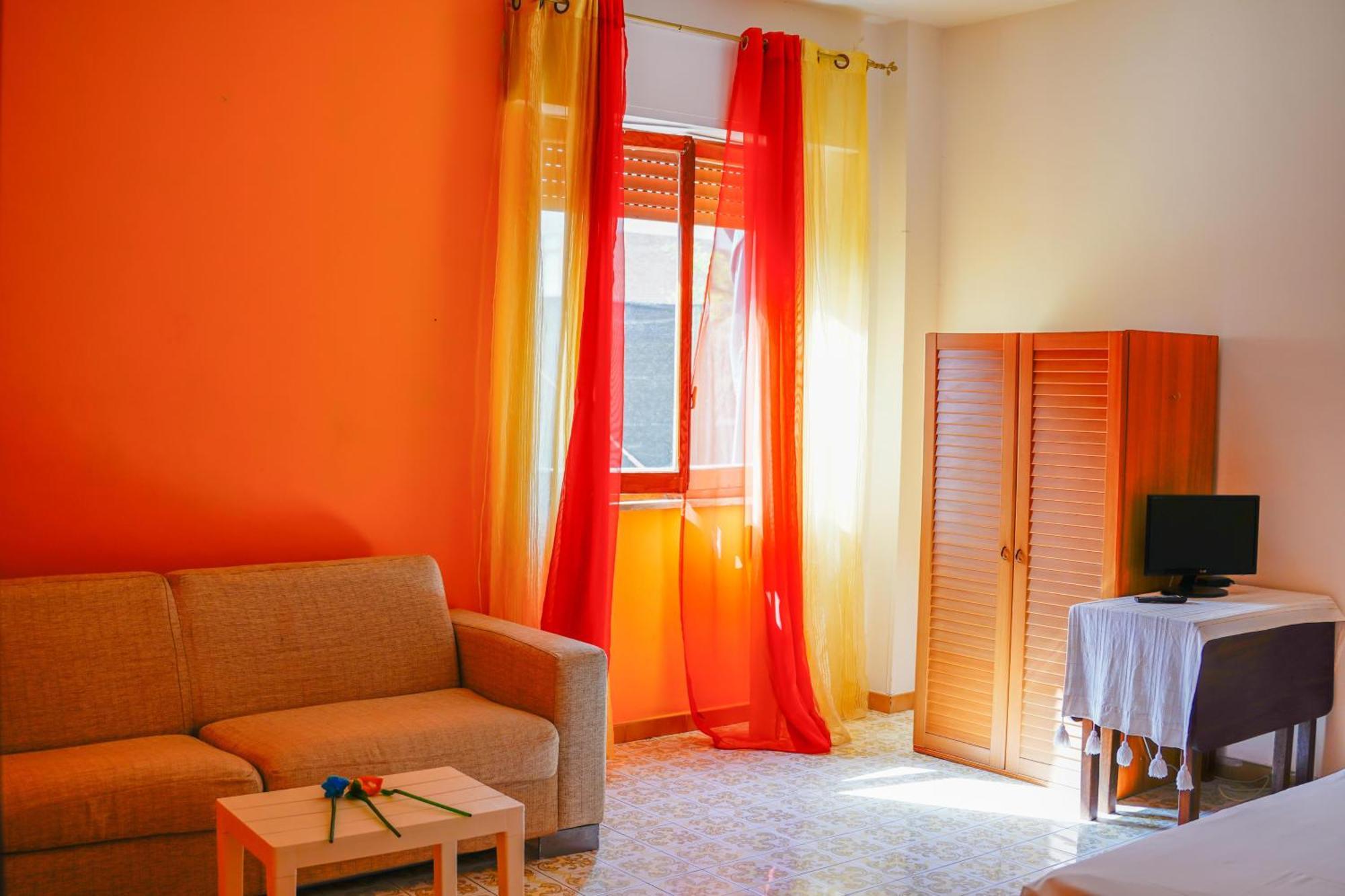 Отель Bed & Breakfast La Terrazza Латина Экстерьер фото
